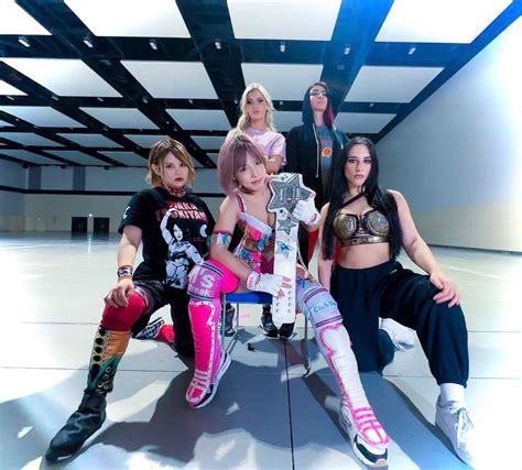 Team Venus .